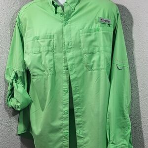 Columbia Men’s Button-Down Fishing Shirt — Neon Green